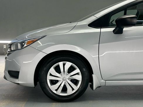 Used 2024 Nissan Versa S w/ Trunk Package FWD image 5
