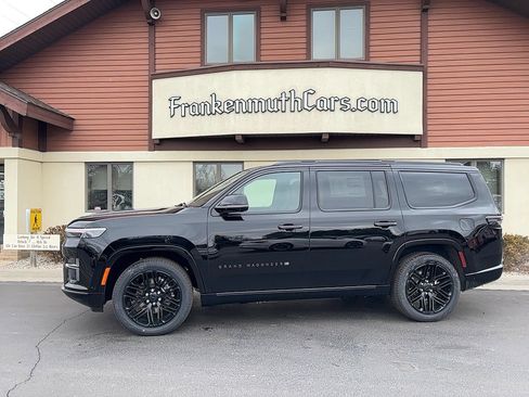 New 2026 Jeep Grand Wagoneer Limited AWD/4WD image 1