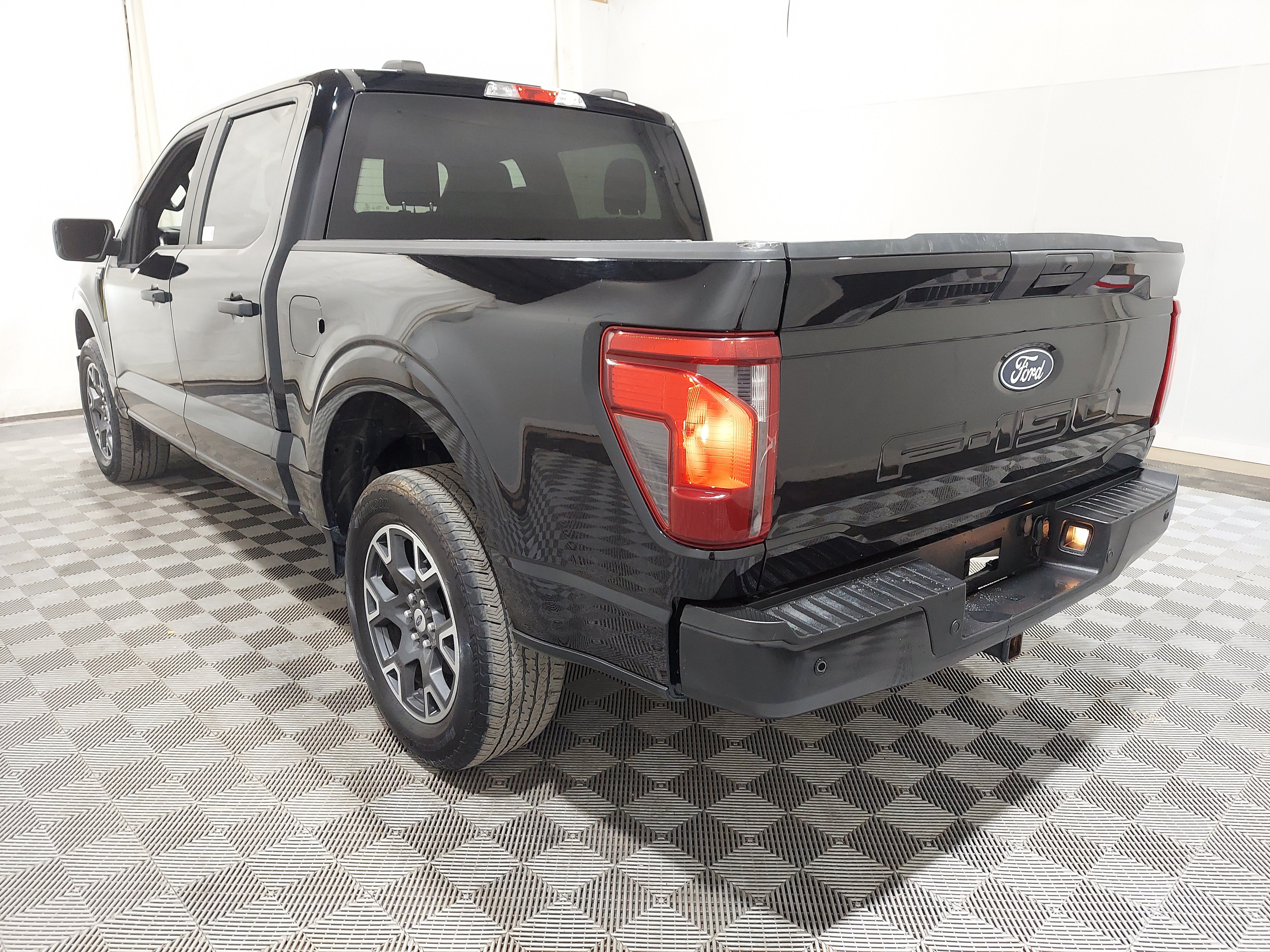 Used 2024 Ford F150 STX AWD/4WD image 2