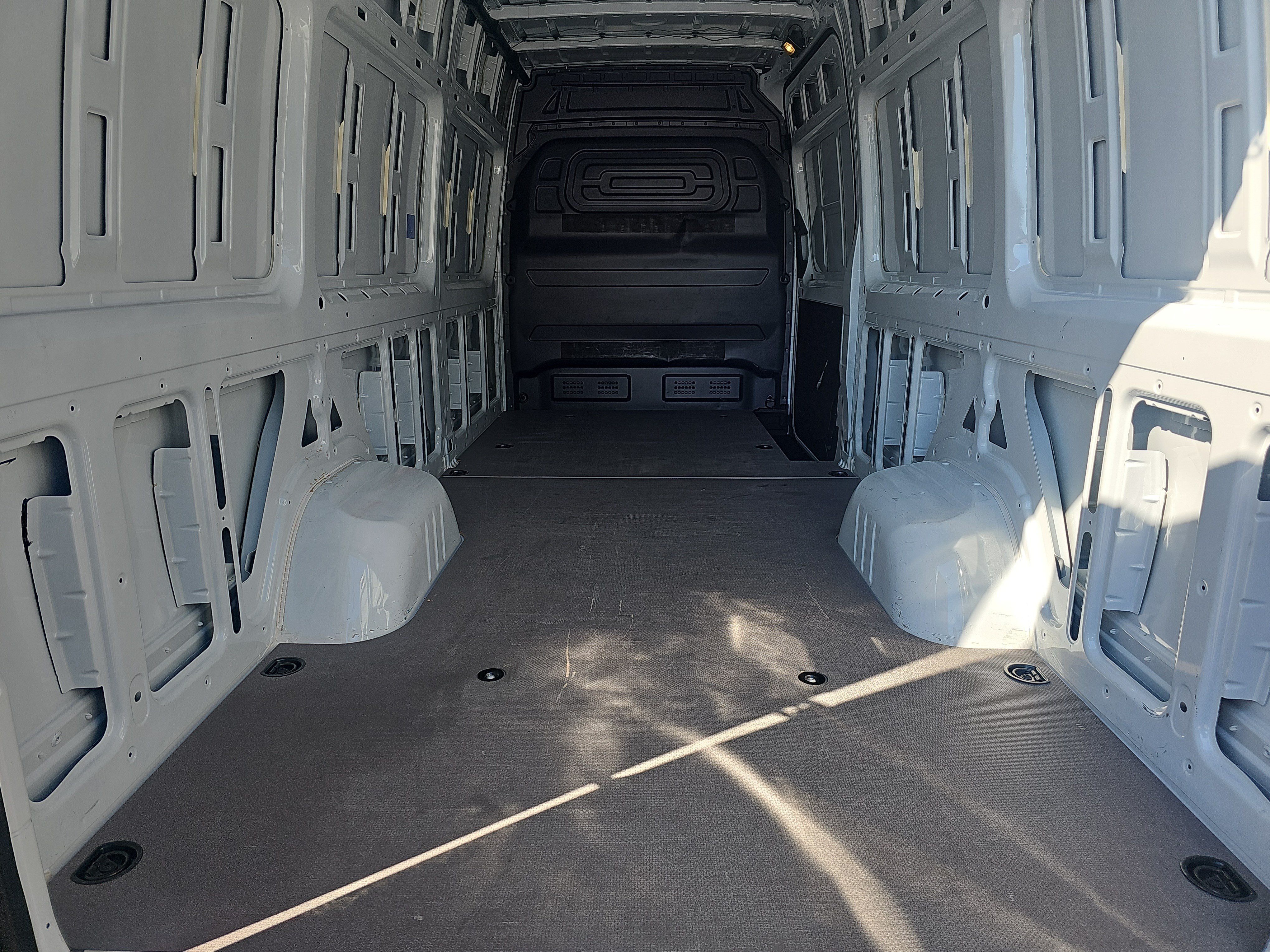 Used 2025 Mercedes-Benz Sprinter 3500 image 12