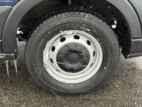 Used 2020 Ford Transit 250 Low Roof image 10