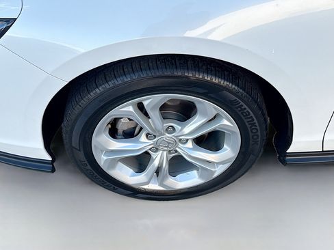Certified 2024 Honda Accord LX image 35