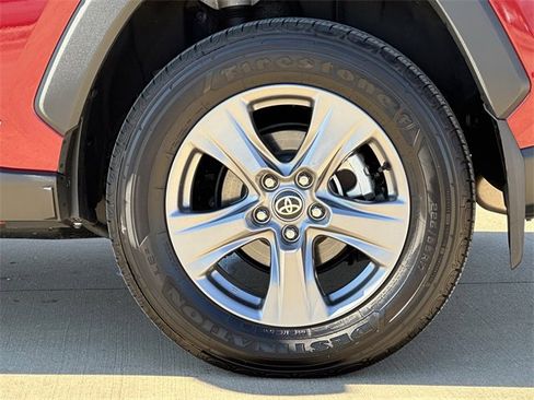 Used 2024 Toyota RAV4 XLE image 9