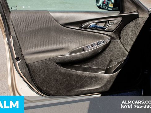 Used 2024 Chevrolet Malibu LT image 35