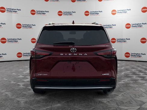 New 2026 Toyota Sienna Limited image 6
