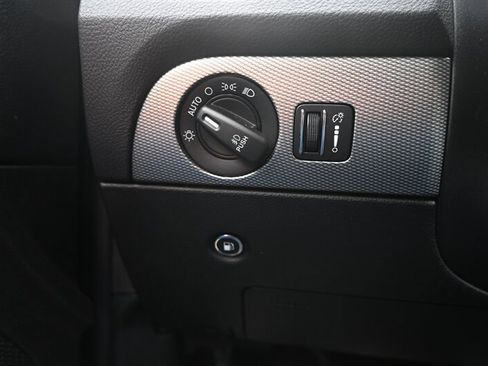 Used 2018 Dodge Durango SRT w/ Technology Group image 40