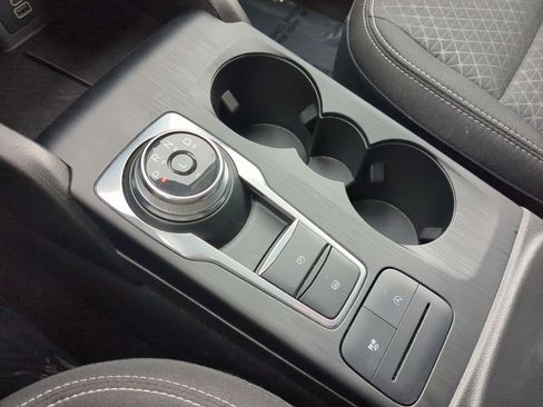 Used 2025 Ford Escape Active image 25