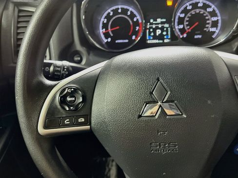 Used 2024 Mitsubishi Outlander Sport ES AWD/4WD image 19