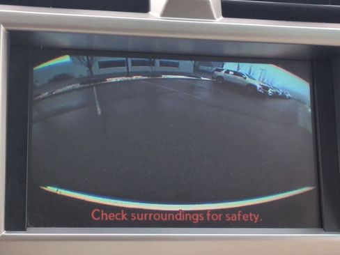 Used 2011 Lexus GX 460 w/ Comfort Plus Pkg image 30