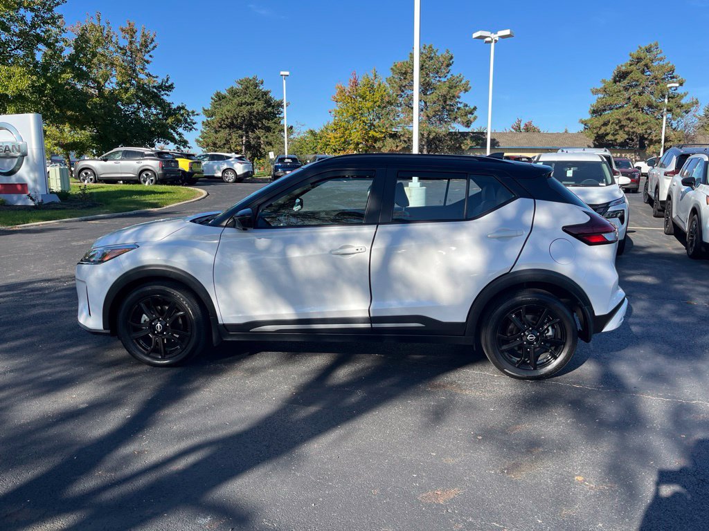 Certified 2023 Nissan Kicks SR w/ SR Premium Package FWD image 8