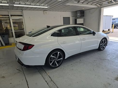 Used 2022 Hyundai Sonata SEL Plus FWD image 6