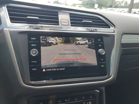 Certified 2023 Volkswagen Tiguan SEL R-Line AWD/4WD image 23