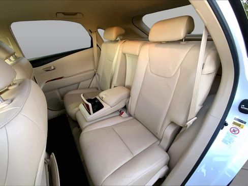 Used 2010 Lexus RX 350 2WD image 18