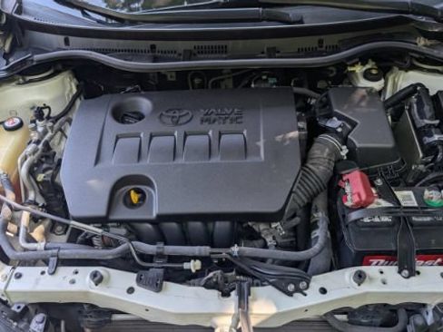 Used 2018 Toyota Corolla iM w/ All-Weather Mat Package FWD image 39