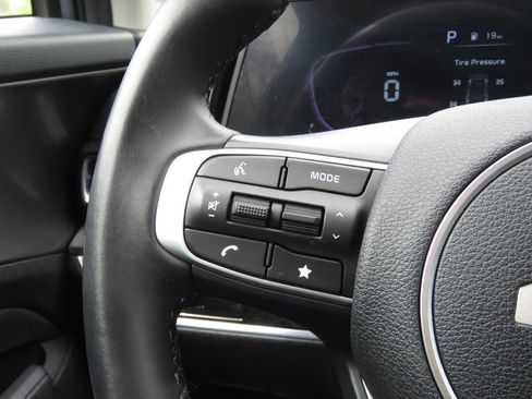 Used 2023 Kia Sportage EX FWD image 21