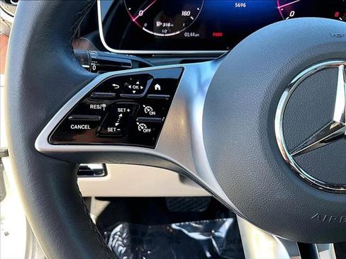 Used 2025 Mercedes-Benz C 300 Sedan image 20