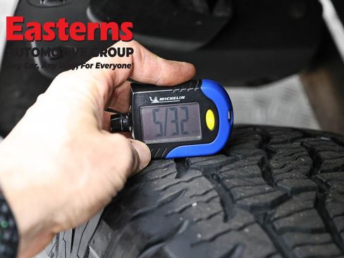 Used 2018 Toyota 4Runner TRD Off-Road Premium image 31