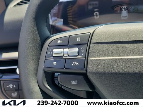New 2026 Kia Sportage EX w/ EX Panorama Roof Package FWD image 24