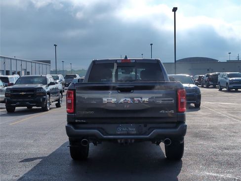 New 2026 RAM 1500 Big Horn AWD/4WD image 4