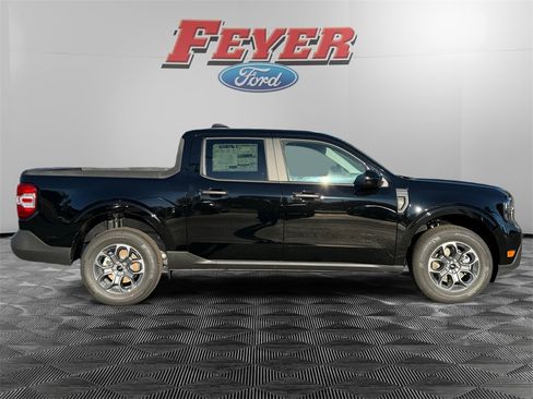New 2025 Ford Maverick XLT w/ XLT Luxury Package image 6