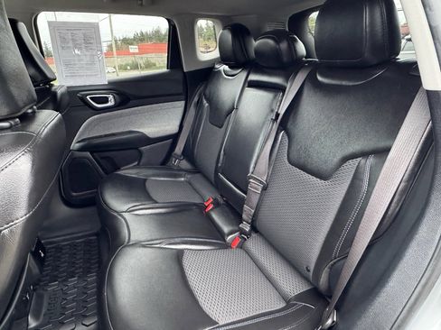 Used 2022 Jeep Compass Latitude w/ Convenience Group image 13