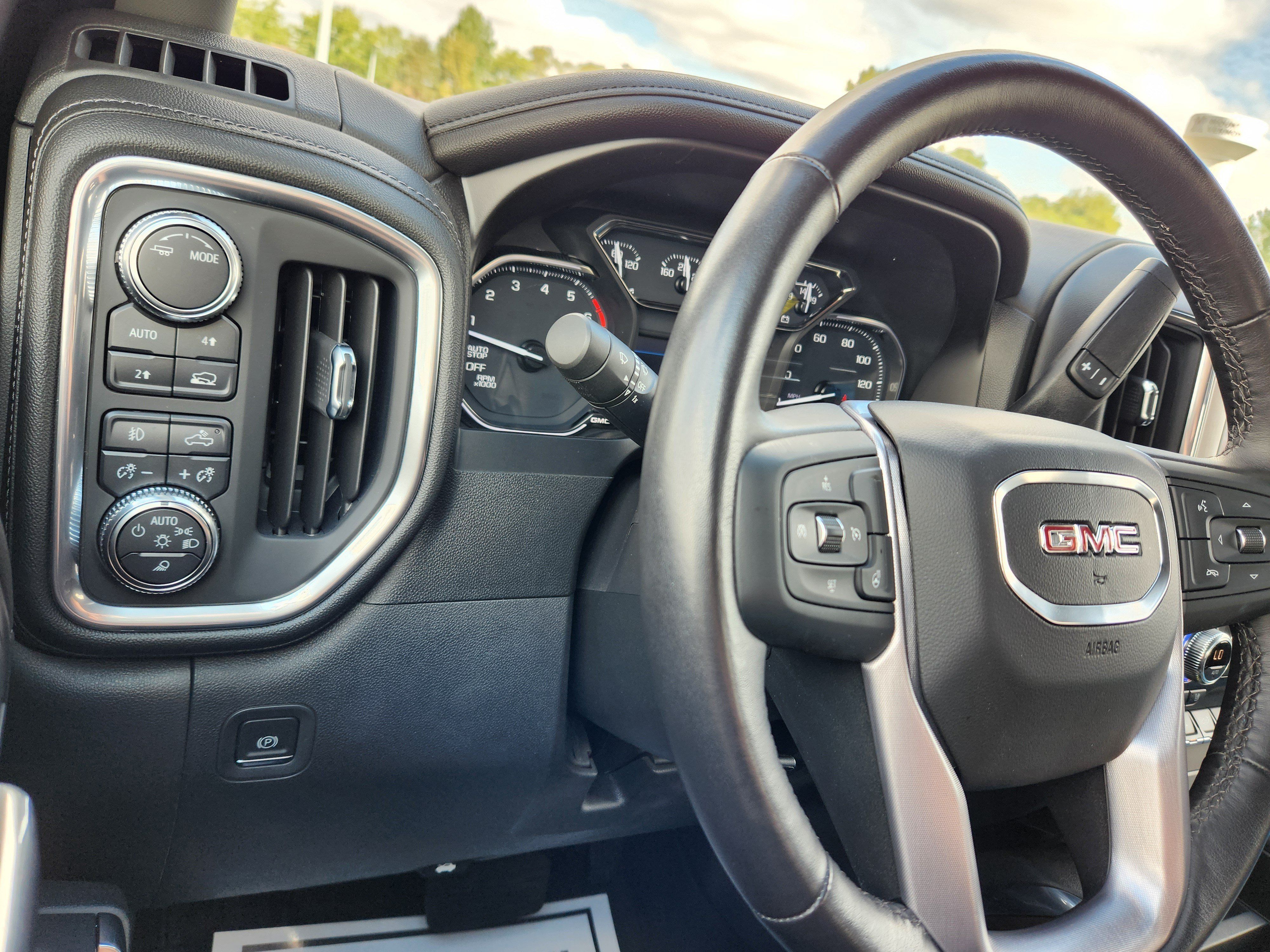 Used 2021 GMC Sierra 1500 SLT w/ SLT Premium Package AWD/4WD image 25