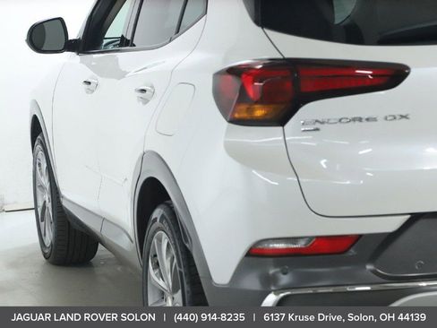 Used 2020 Buick Encore GX Essence w/ Experience Buick Package image 6