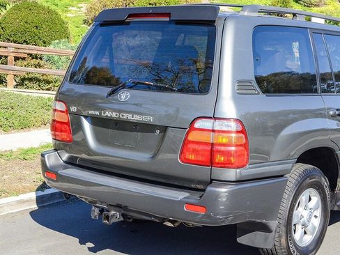 Used 1999 Toyota Land Cruiser image 12