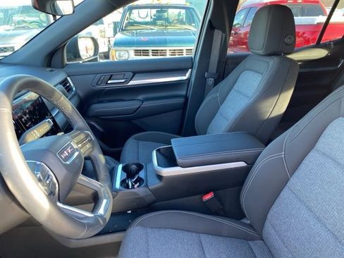 Certified 2026 GMC Terrain Elevation w/ Black Edition image 33