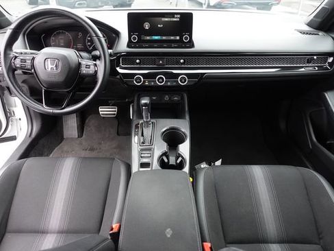 Used 2024 Honda Civic Sport image 4