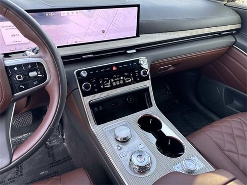 Used 2025 Genesis GV80 3.5T Prestige image 28