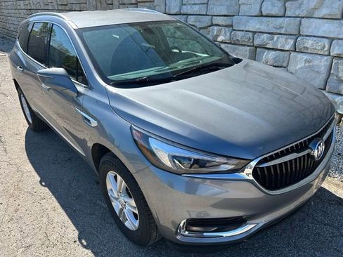 Used 2020 Buick Enclave Essence FWD image 7