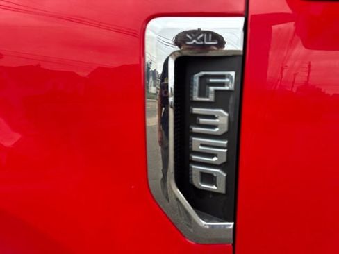 Used 2019 Ford F350 XL w/ Power Equipment Group AWD/4WD image 10