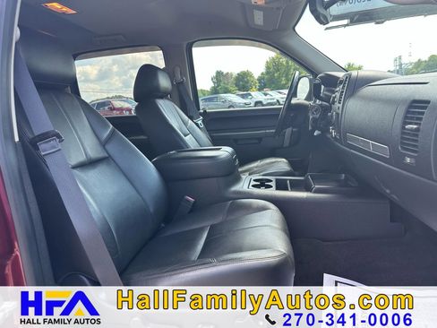 Used 2014 GMC Sierra 2500 SLE w/ SLE Preferred Package AWD/4WD image 28