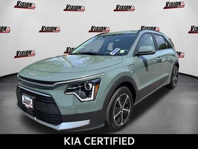 Certified 2025 Kia Niro EX w/ EX Cold Weather Package