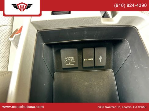 Used 2016 Acura ILX Sedan 4D image 34