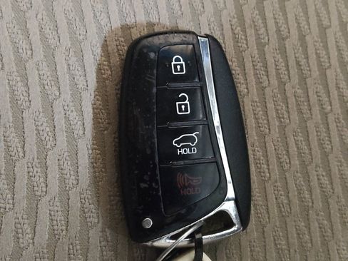 Used 2018 Hyundai Santa Fe Sport w/ 2.4L Value Package 02 image 32