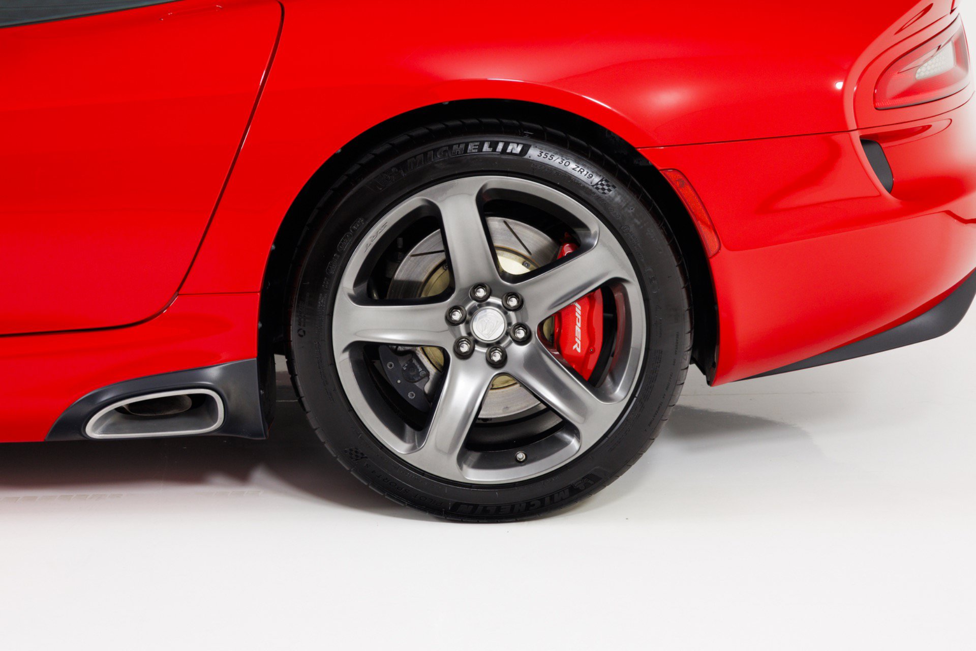 Used 2015 Dodge Viper w/ Quick Order Package 22J GT RWD image 10
