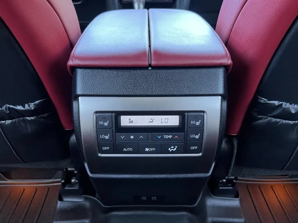 Used 2023 Lexus GX 460 Luxury w/ Accessory Package AWD/4WD image 36