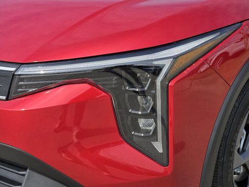 New 2026 Kia K4 LXS image 6