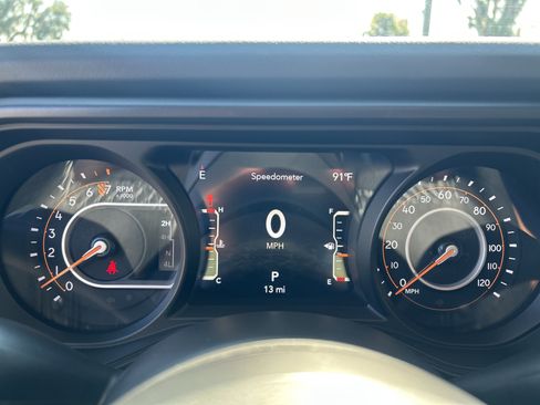 New 2025 Jeep Gladiator Sport image 40