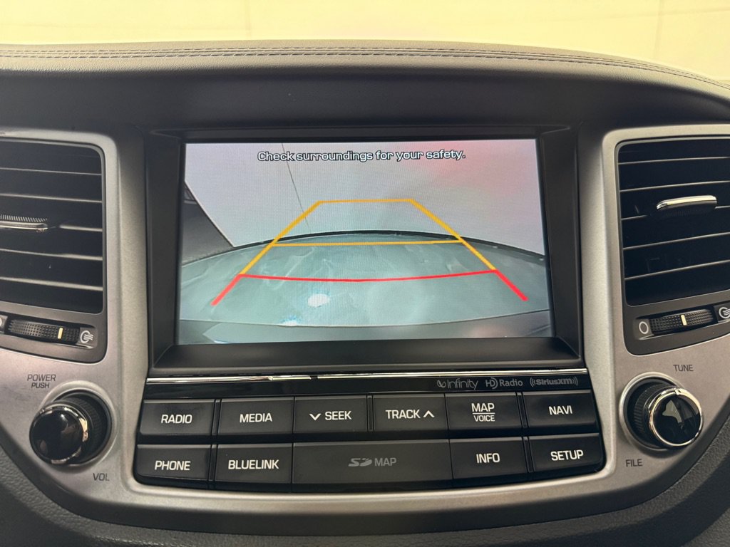 Used 2017 Hyundai Tucson Limited w/ Limited Ultimate Package 03 AWD/4WD image 18
