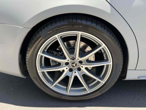 Used 2018 Mercedes-Benz S 560 Sedan image 76