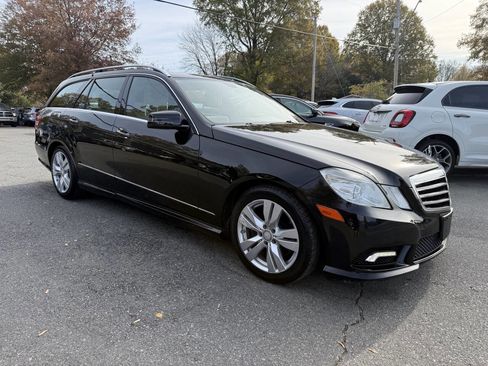 Used 2011 Mercedes-Benz E 350 4MATIC Wagon image 3