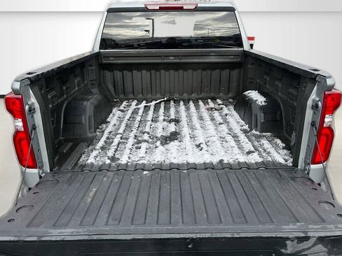 Used 2024 Chevrolet Silverado 1500 RST w/ Z71 Off-Road Package AWD/4WD image 27