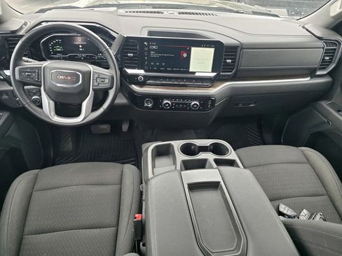 Used 2022 GMC Sierra 1500 SLE w/ X31 Off-Road Package AWD/4WD image 14