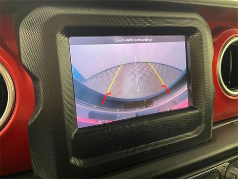 Used 2019 Jeep Wrangler Unlimited Rubicon image 8