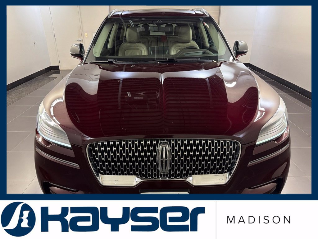 Used 2022 Lincoln Aviator Reserve w/ Equipment Group 201A AWD/4WD image 2