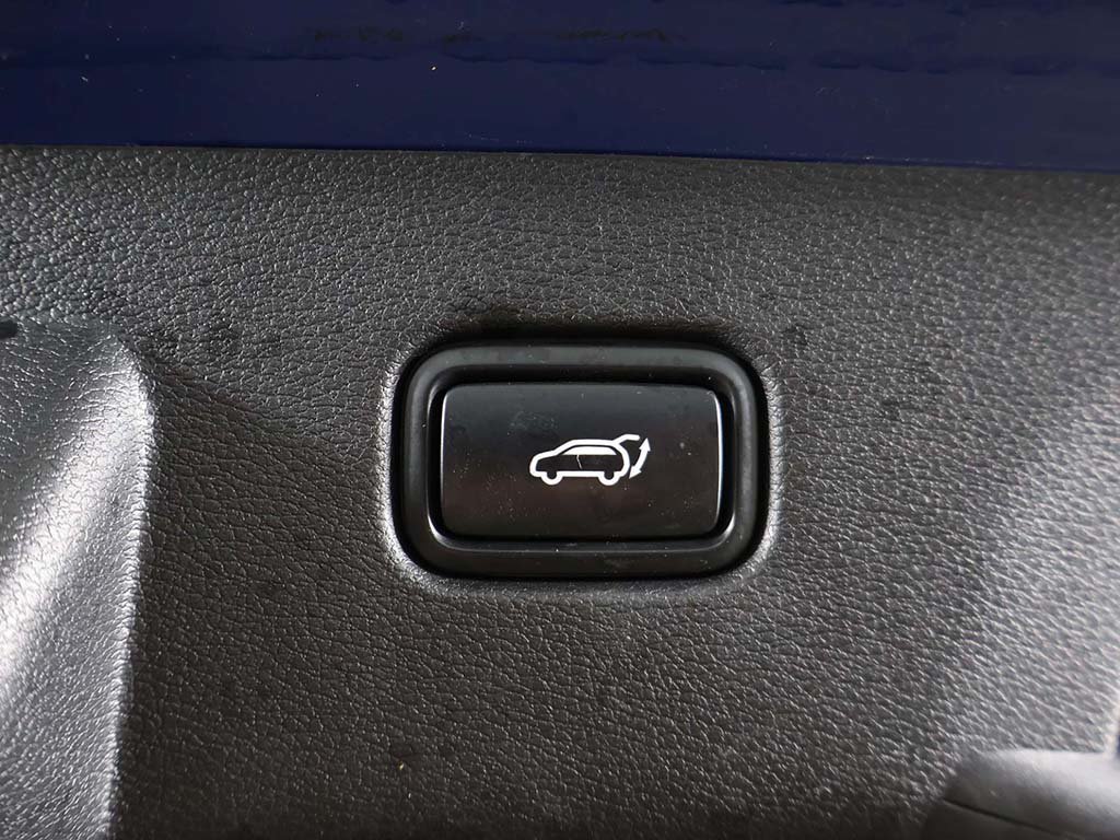Used 2023 Kia Sportage X-Line w/ X-Line Premium Package AWD/4WD image 21
