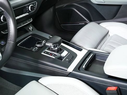 Used 2018 Audi Q5 Prestige image 17